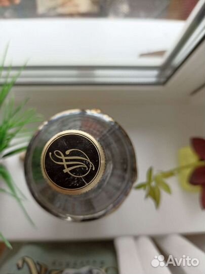 Бутылка, графин