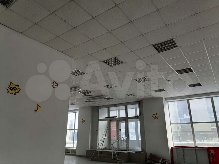 Торговая площадь, 1500 м²