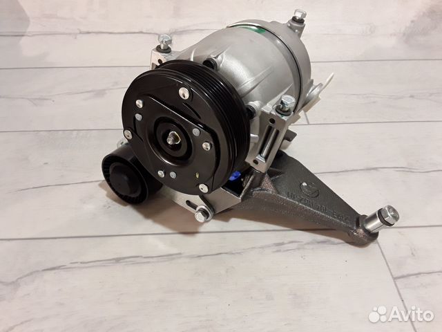 Компрессор кондиционера Chevrolet Niva