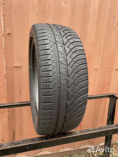 Michelin Pilot Alpin PA4 215/45 R18 93V