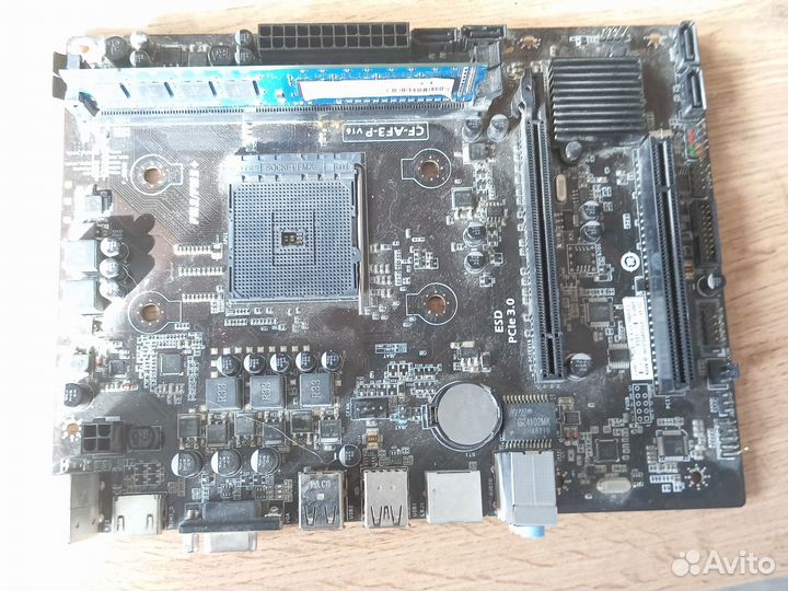 Материнская плата