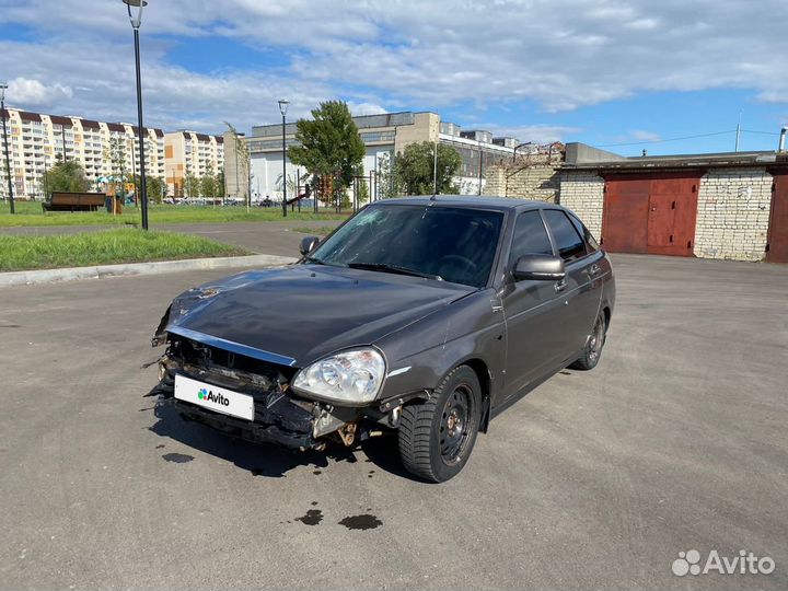 LADA Priora 1.6 МТ, 2014, битый, 224 000 км