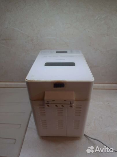 Хлебопечка Kambrook ABM400б/у