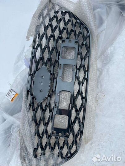 Решетка радиатора hyundai solaris 2