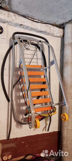 Детские санки с колёсами