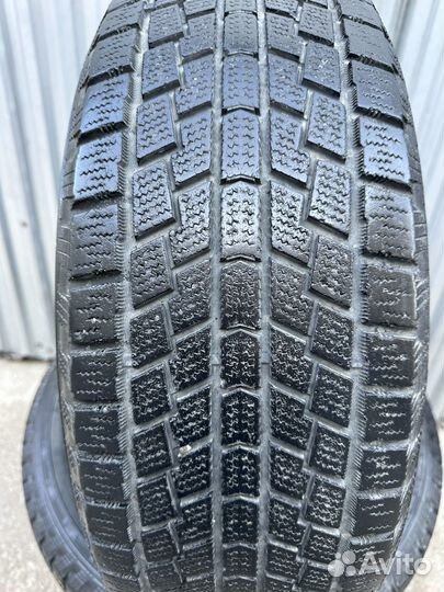 Hankook Nordik IS RW08 235/60 R18 103T