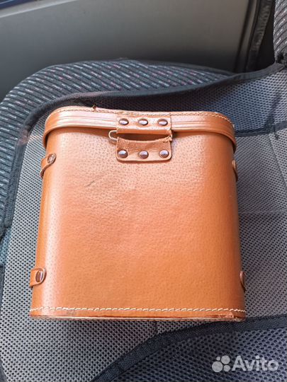 Бинокль с кофром иностранный