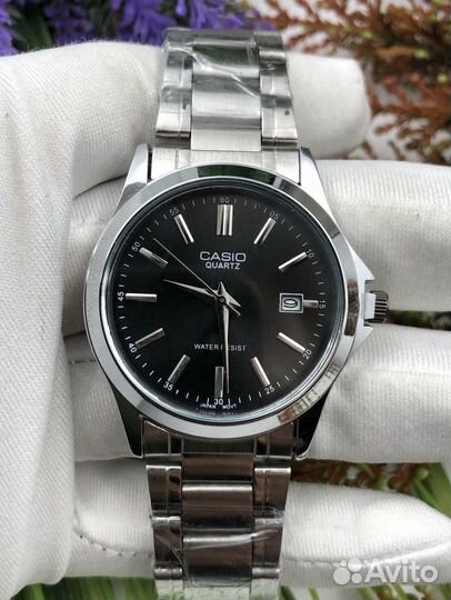 Часы Casio quartz