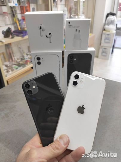 iPhone 11, 128 ГБ