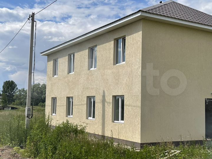 Таунхаус 93,8 м² на участке 4,2 сот.