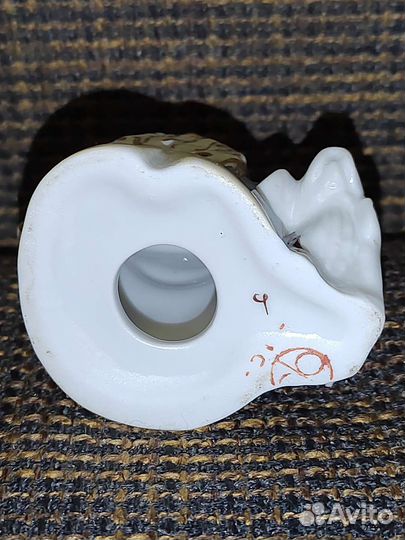 Фарфоровые статуэтки