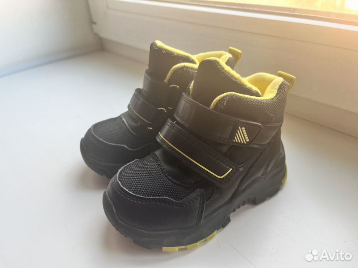 Ботинки демисезонные детские 22 размер