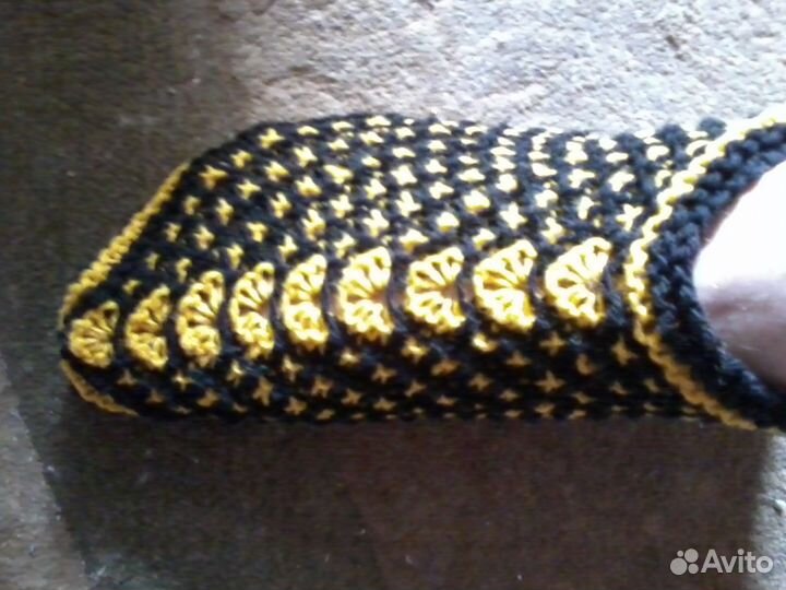 Продаю вязаные тапочки