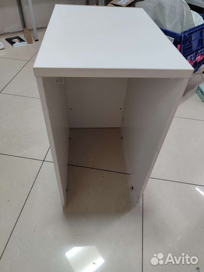 Стойка ресепшен для пвз озон