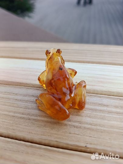 Фигурка украшение декор Лягушка янтарь