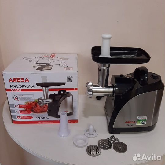Мясорубка Aresa AR-2103