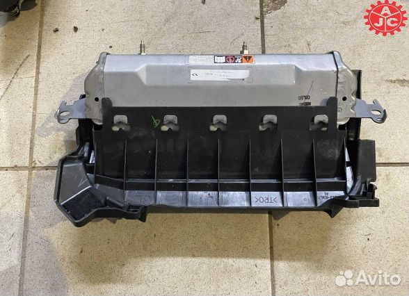 Подушка в колени Toyota RAV-4 (XA50) (2018-2022)