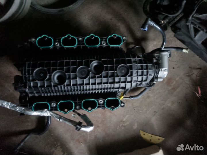 Впускной коллектор Ford Mustang 5.0 2020 г