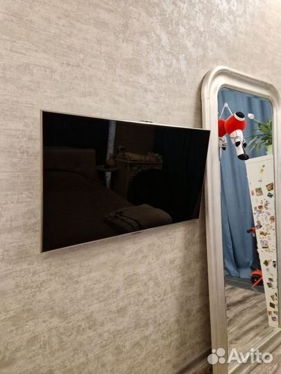 Телевизор samsung