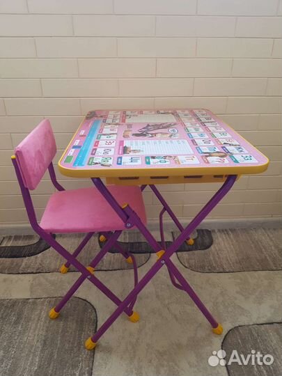 Детский стол и стул
