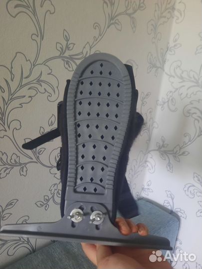 Деротационный сапожок при переломе шейки бедра