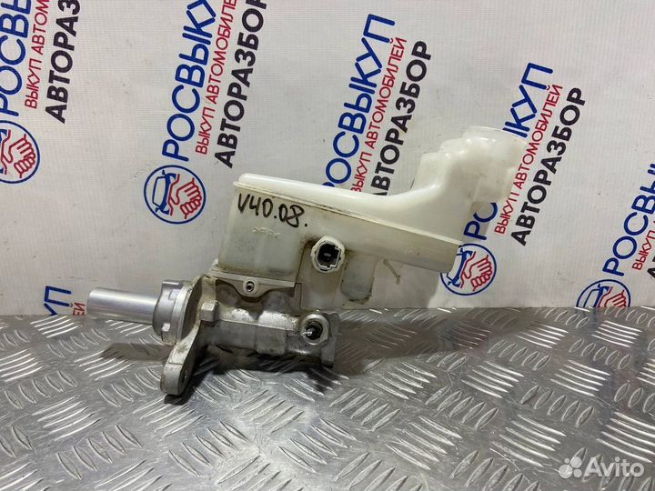 Главный тормозной цилиндр Toyota Camry V40