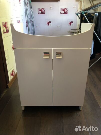 Тумба для раковины в ванную комнату