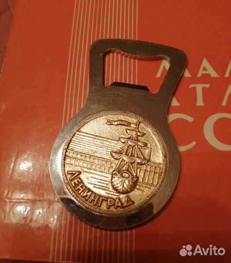 Открывалки,штопор,сепаратор яиц,ножи для мясорубки