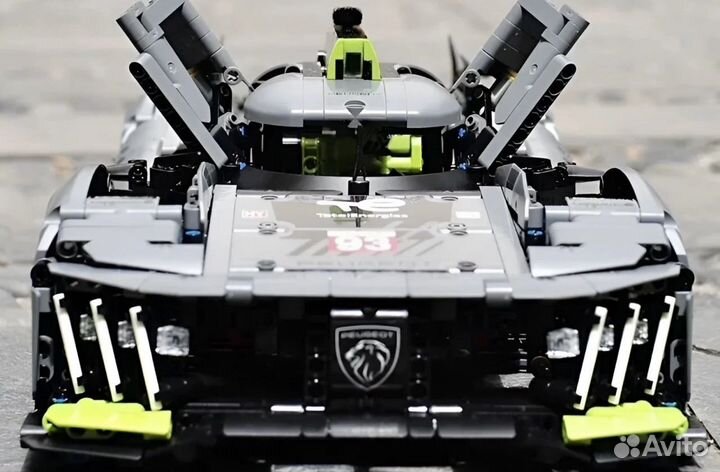 Конструктор Техник Hypercar 1775 деталей