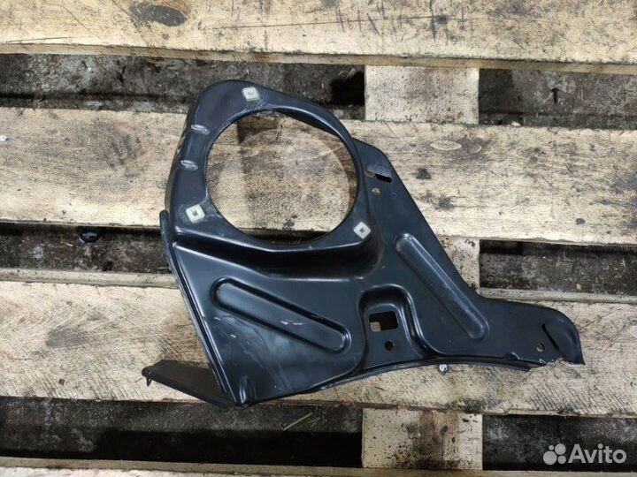 Кронштейн осушителя передний Bmw 5 E39 M52B28 1998