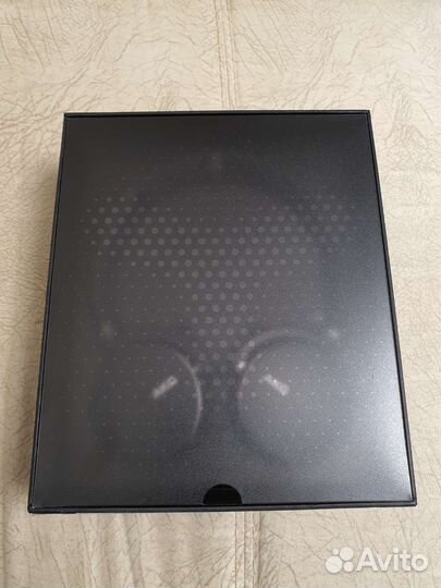 Беспроводные наушники AKG Y500