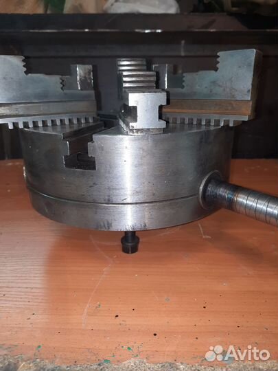 Токарный патрон 250