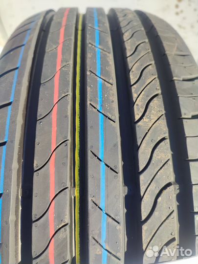 Viatti Strada 2 (V-134) 215/60 R16