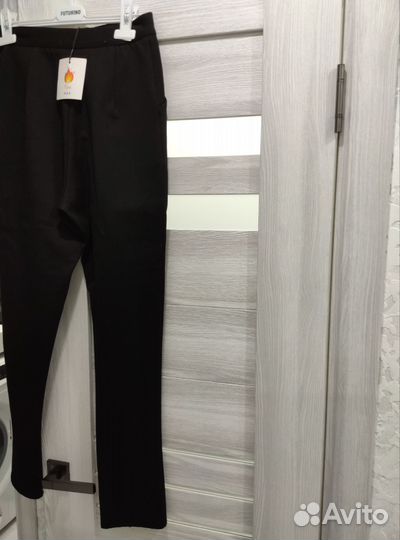 Брюки женские классические черные 42 44