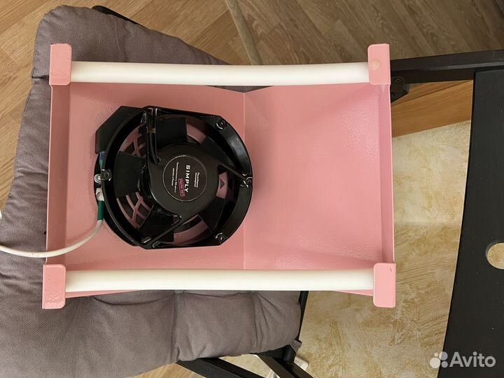 Пылесос настольный Simply вытяжка маникюрная