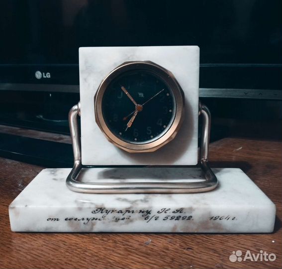 Часы настольные танковые СССР