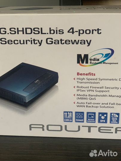 Маршрутизатор коммутатор Zyxel P-793H