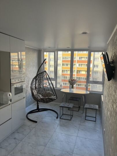 2-к. квартира, 65 м², 6/10 эт.