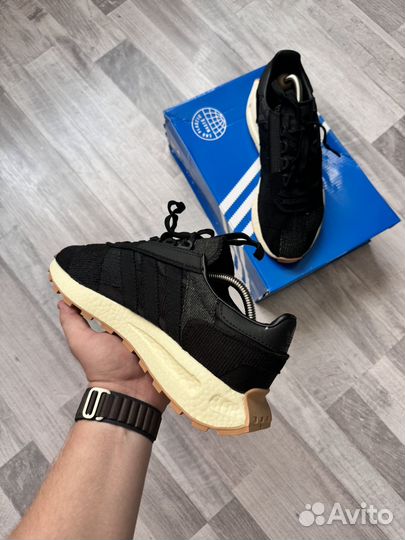 Кроссовки adidas retropy e5