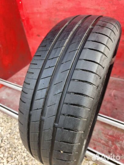 Goodyear EfficientGrip Performance 185/60 R15