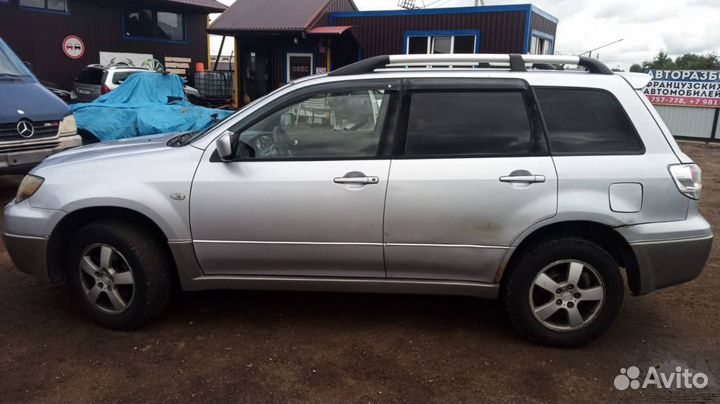 Запчасти на Mitsubishi Outlander I