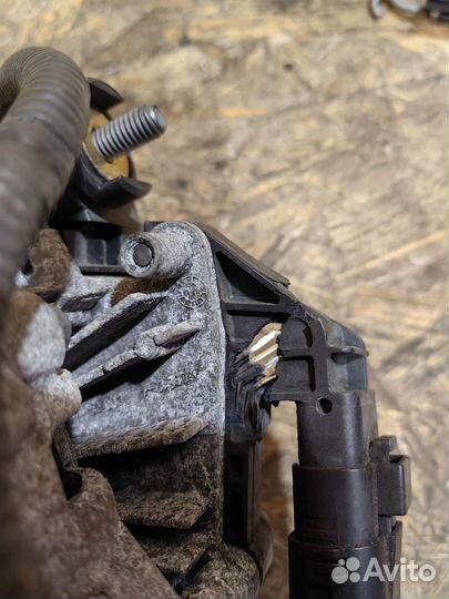 Генератор Ниссан Х Траил Кашкай MR20DD на запчасти