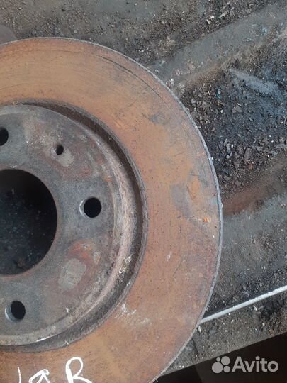 Тормозной диск Mitsubishi Lancer 9