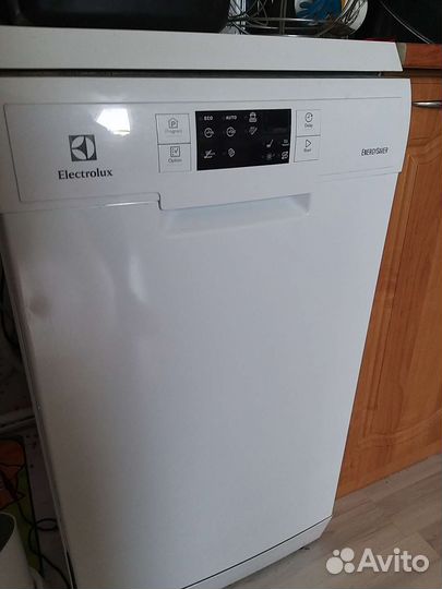 Посудомоечная машина Electrolux 45