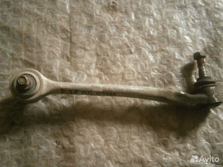 Рычаг передний правый BMW E38 бмв е38