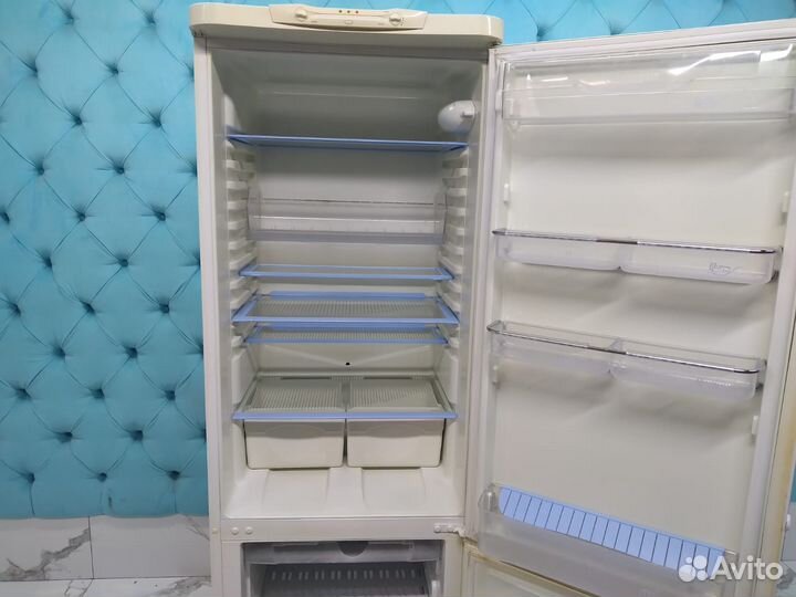 Холодильник indesit C240G.016