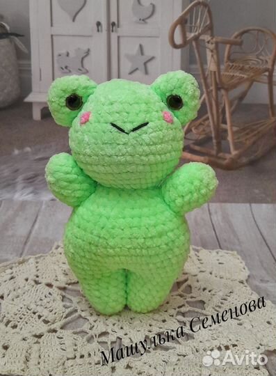 Лягушка вязаная