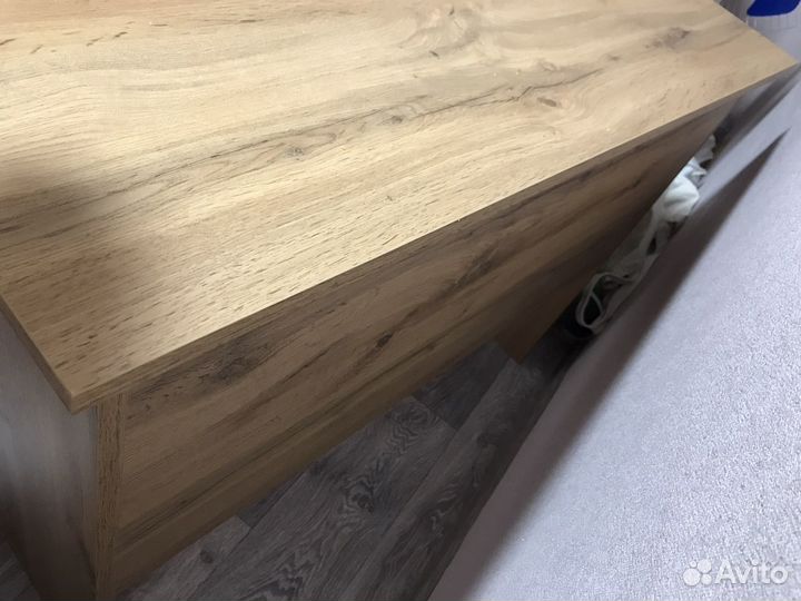 Письменный стол для школьника новый