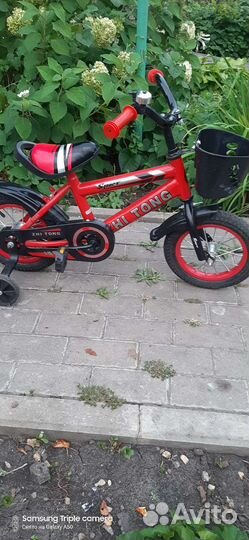 Детский велосипед четырехколесный 12