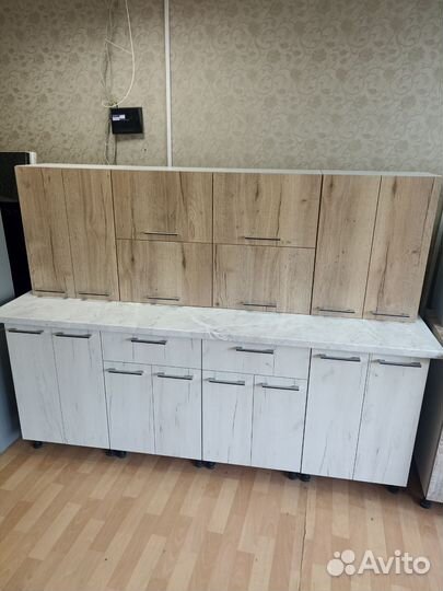 Кухня новая 2м в наличии